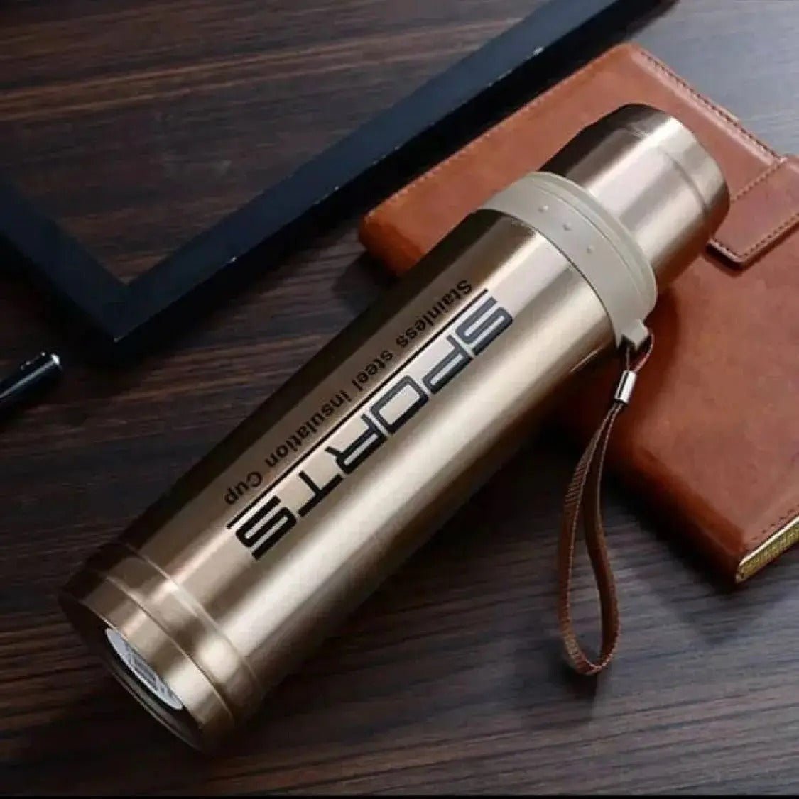Sports Water Bottle, Vacuum bottle for Gym, Jogging, School, etc. Classic Design Unisex.